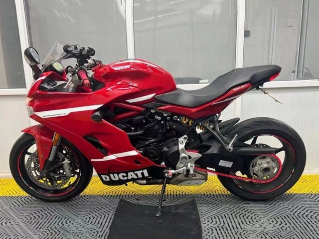 Ducati Supersport 939/939S Motorrad Verkleidung 2017-2022 - Rot Schwarz Weiss Streifen