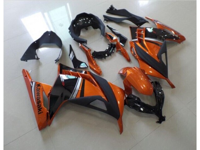 ZX 300R 13-16 Motorrad Verkleidungen - Schwarz Orange ZX 300R 13-16 Motorrad Verkleidungen - Schwarz Orange